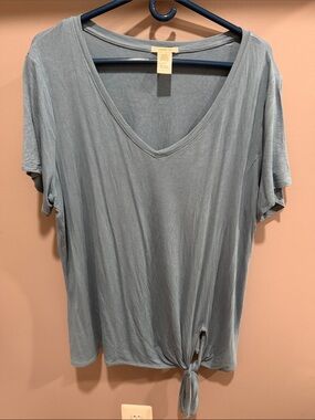 Matty M Dusty Blue V-Neck Short Sleeve Tie Front Tee XXL